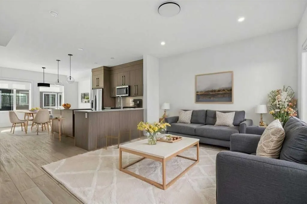 280 Chelsea Road, #2204
