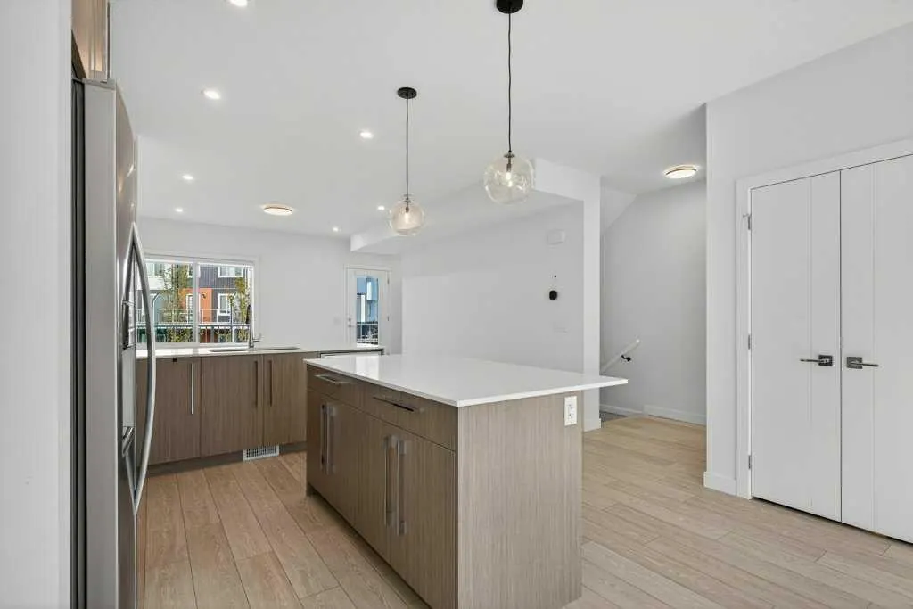 280 Chelsea Road, #2204