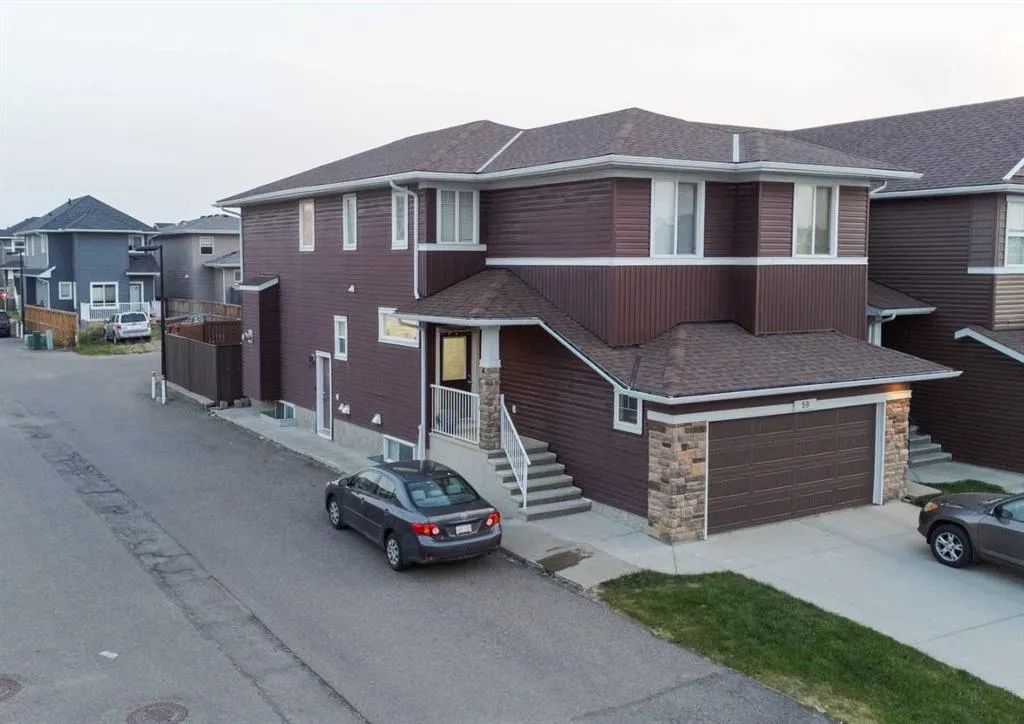 59 Redstone Park NE