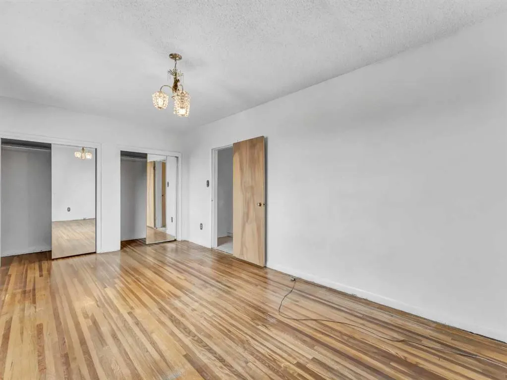 3 2 Street SE