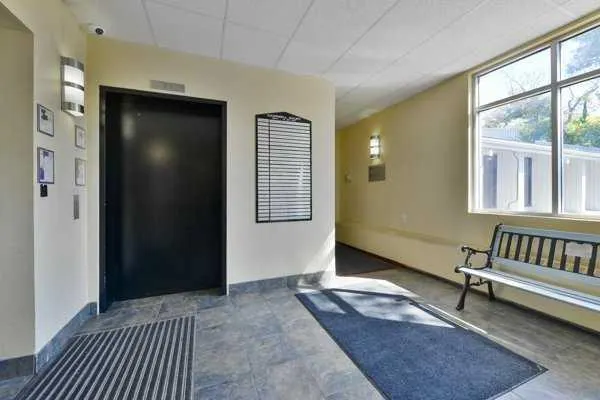 5917 1a Street SW, #202