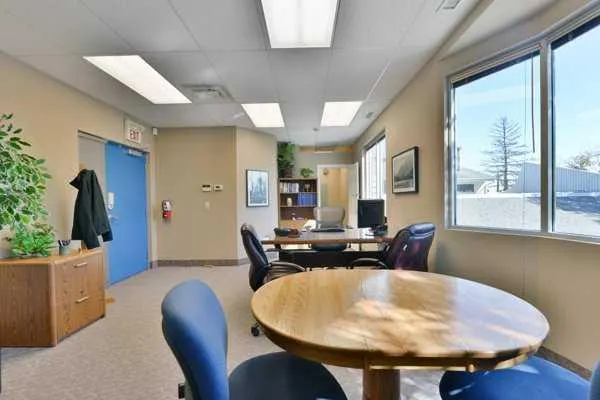 5917 1a Street SW, #202