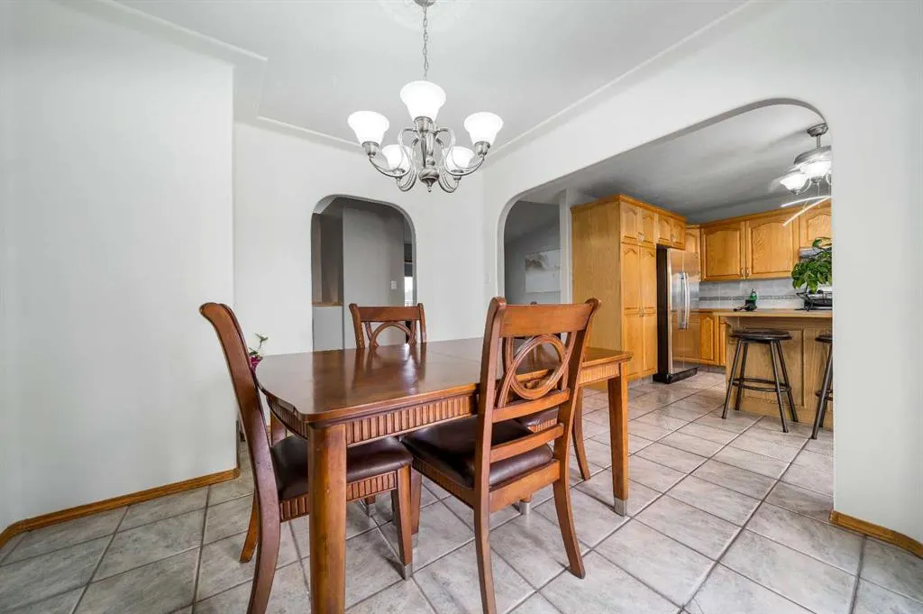14 Redcliff Way SW
