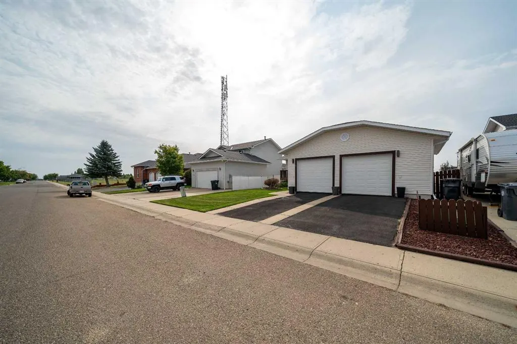 14 Redcliff Way SW