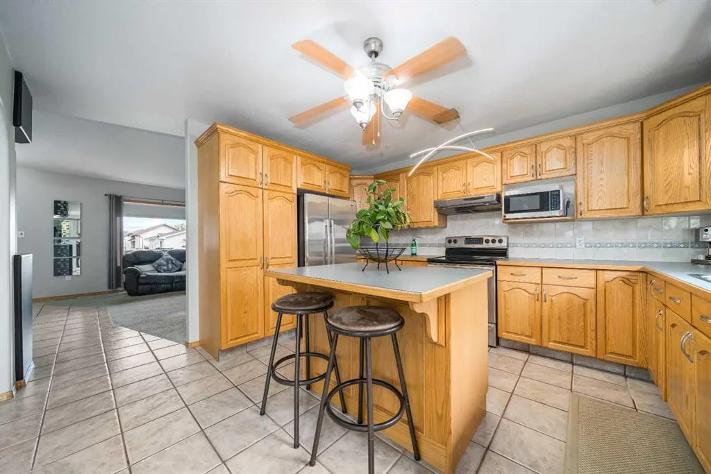 14 Redcliff Way SW