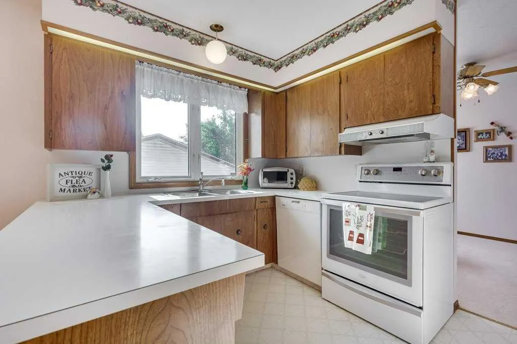 37 Mitchell Avenue