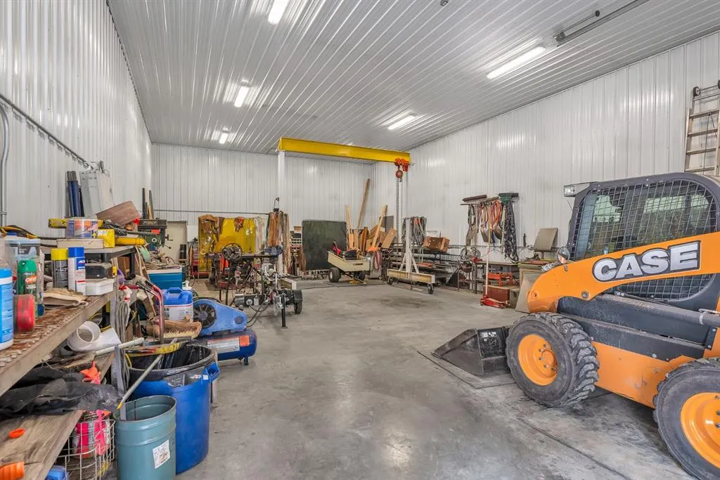 64134 Township Rd 265 West Road