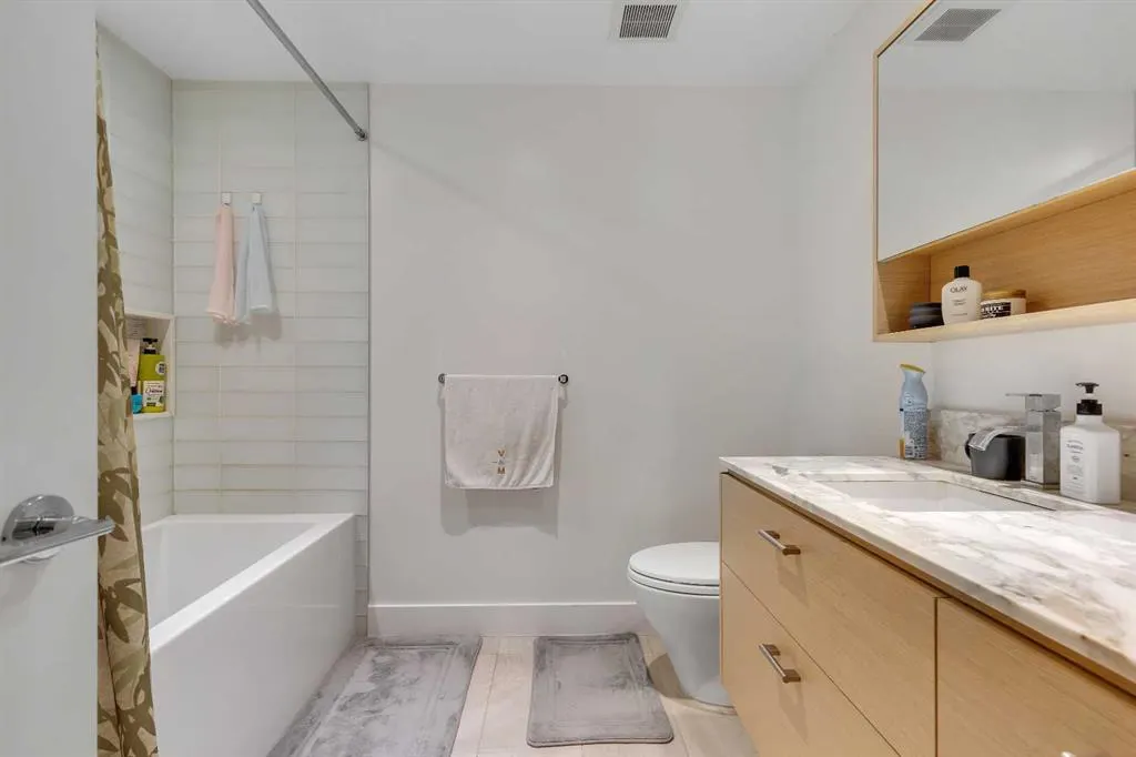 1025 5 Avenue SW, #413
