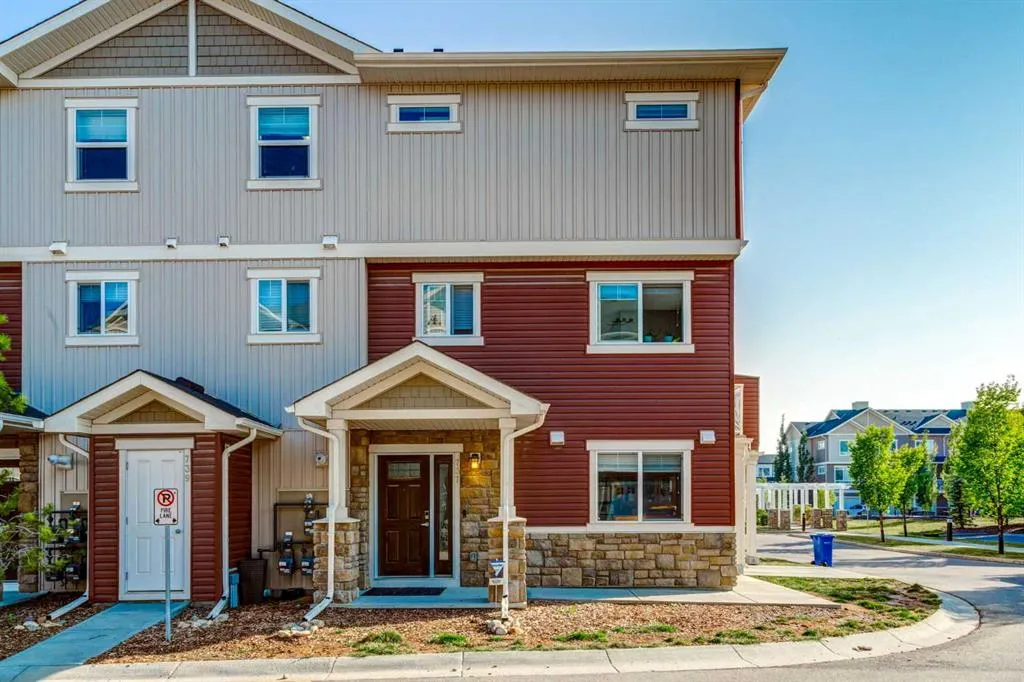 737 Skyview Ranch Grove NE