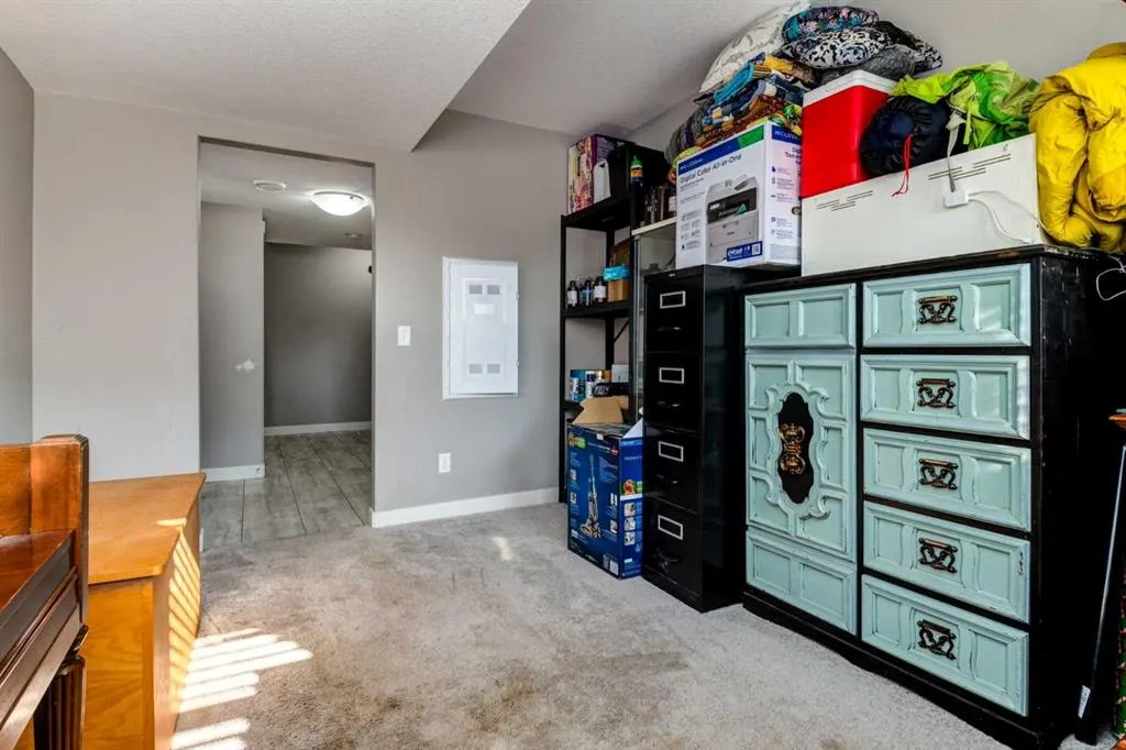 737 Skyview Ranch Grove NE