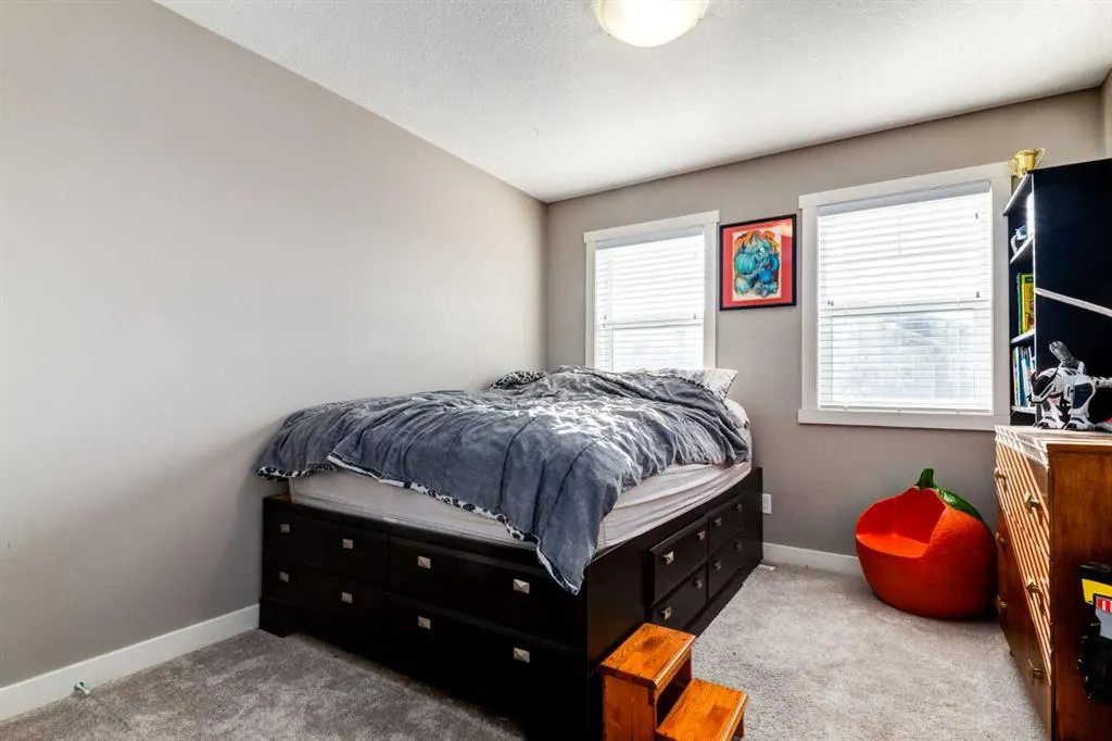 737 Skyview Ranch Grove NE