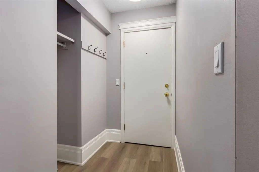 1817 11 Avenue SW, #202