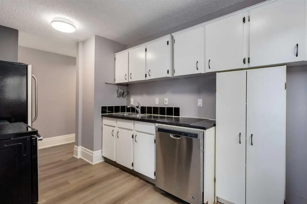 1817 11 Avenue SW, #202