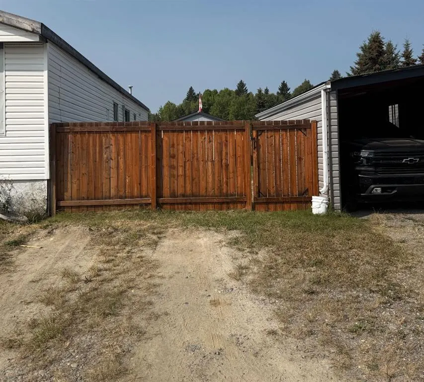 24 80041 Hwy 11A