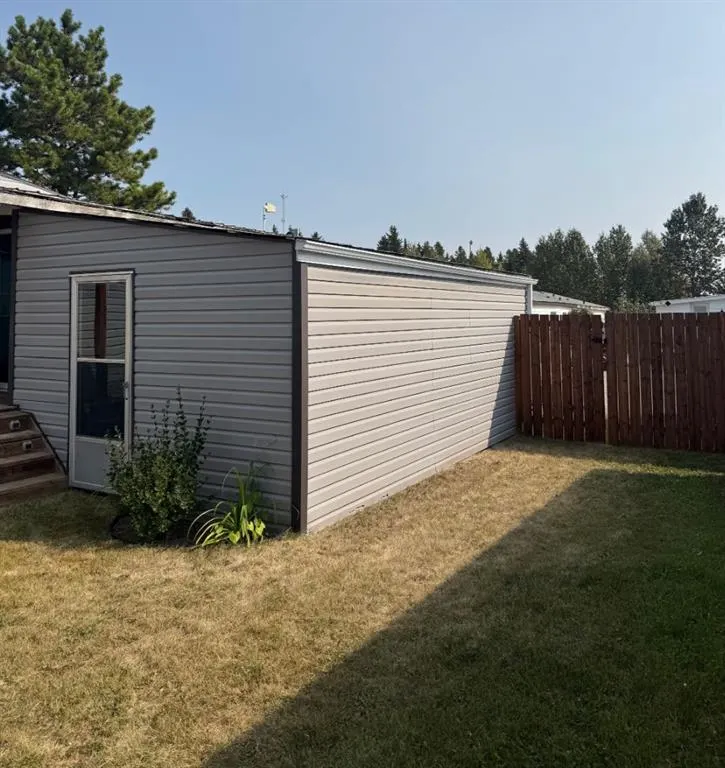 24 80041 Hwy 11A