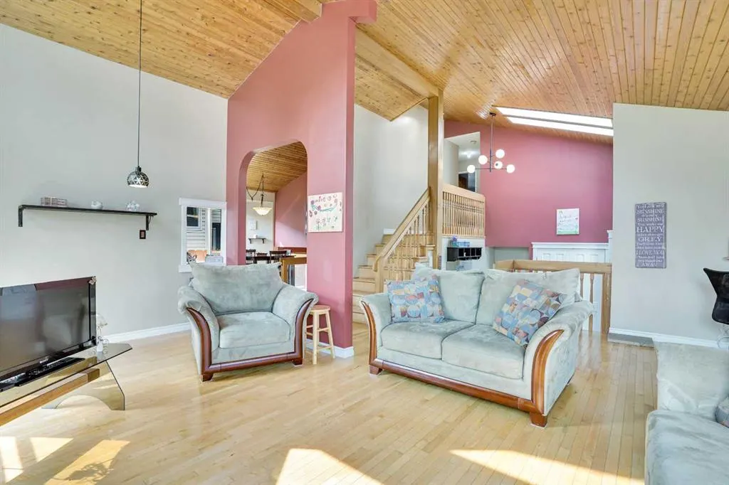 145 Woodbrook Mews SW