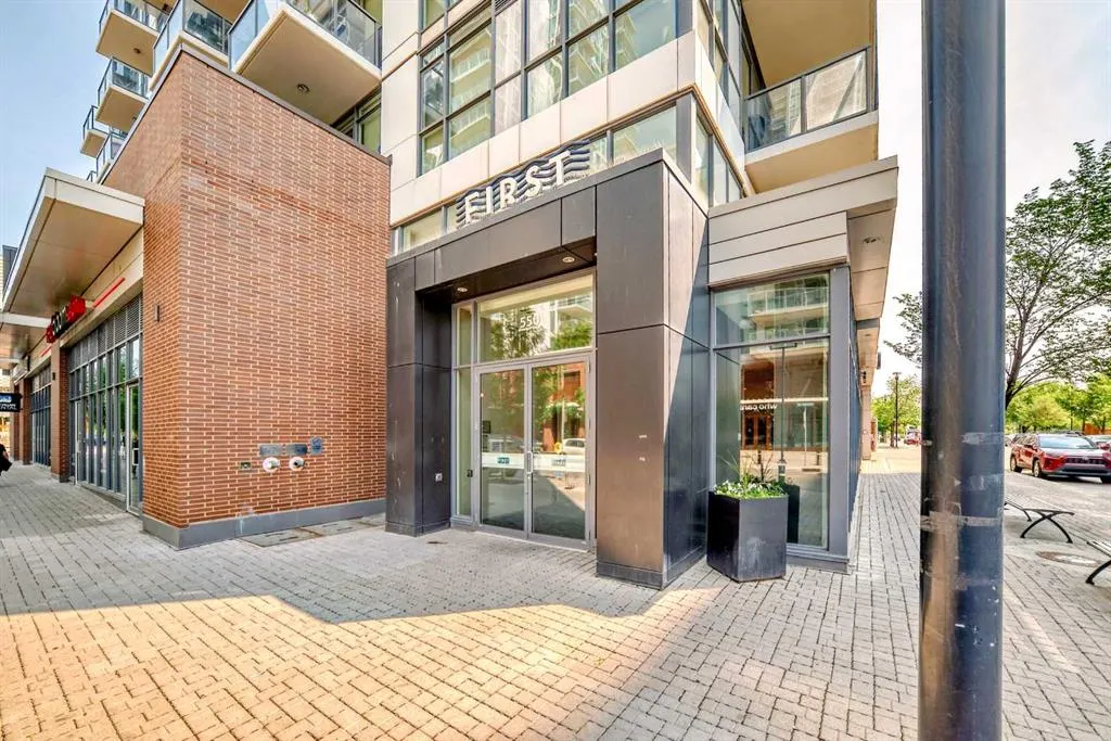 550 Riverfront Avenue SE, #1202