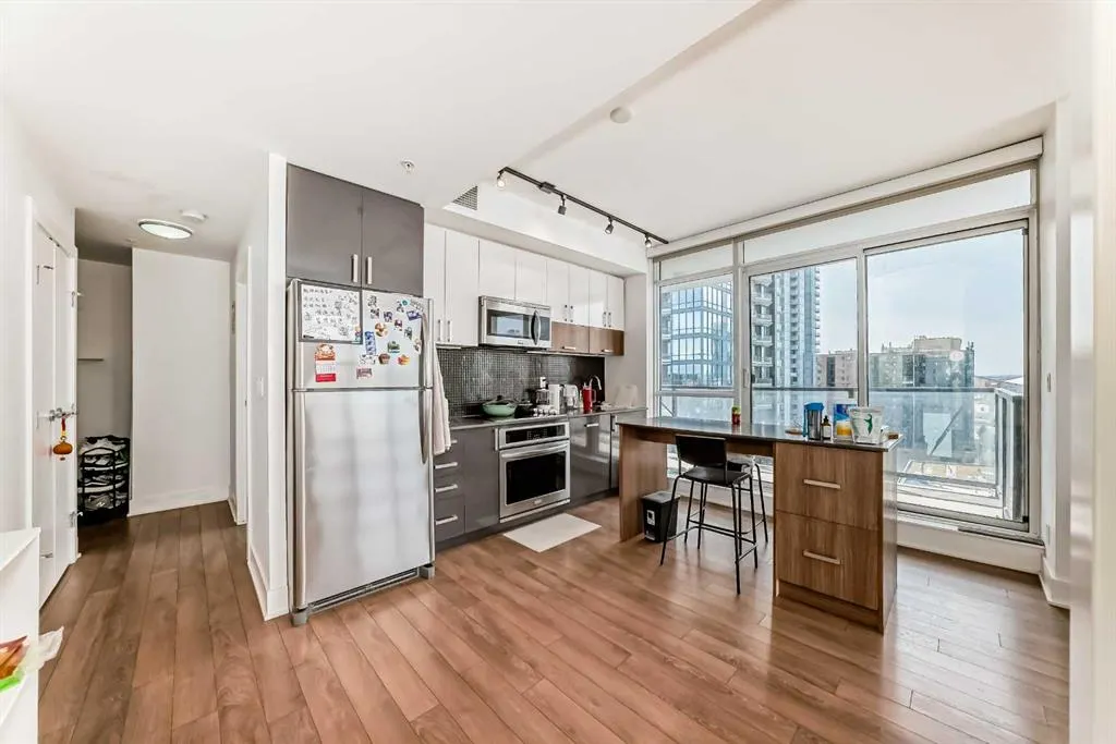 550 Riverfront Avenue SE, #1202