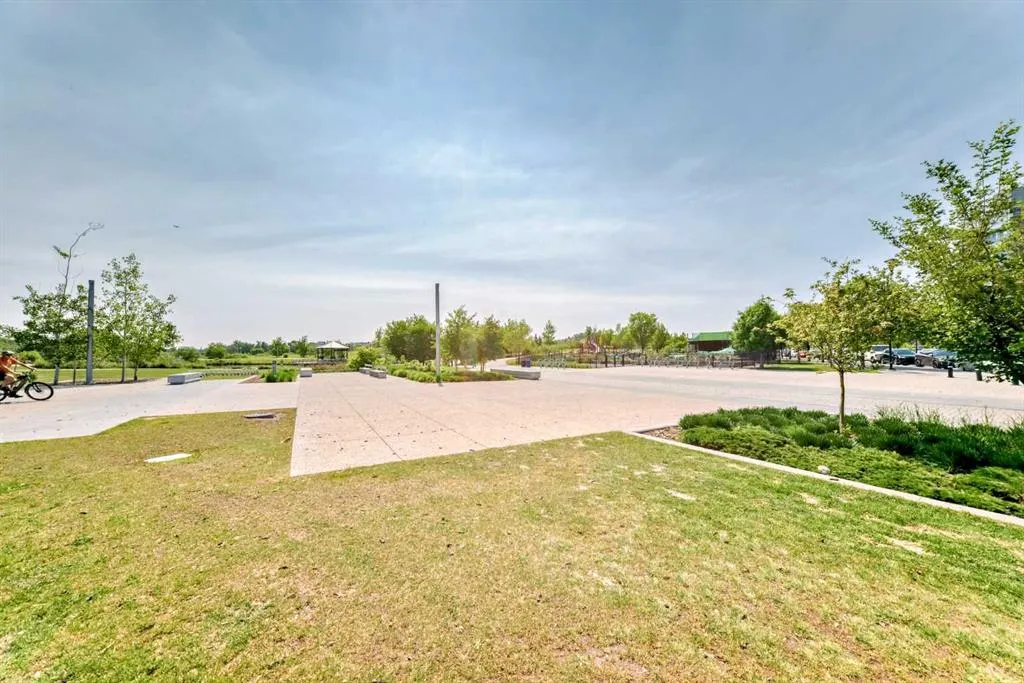 550 Riverfront Avenue SE, #1202