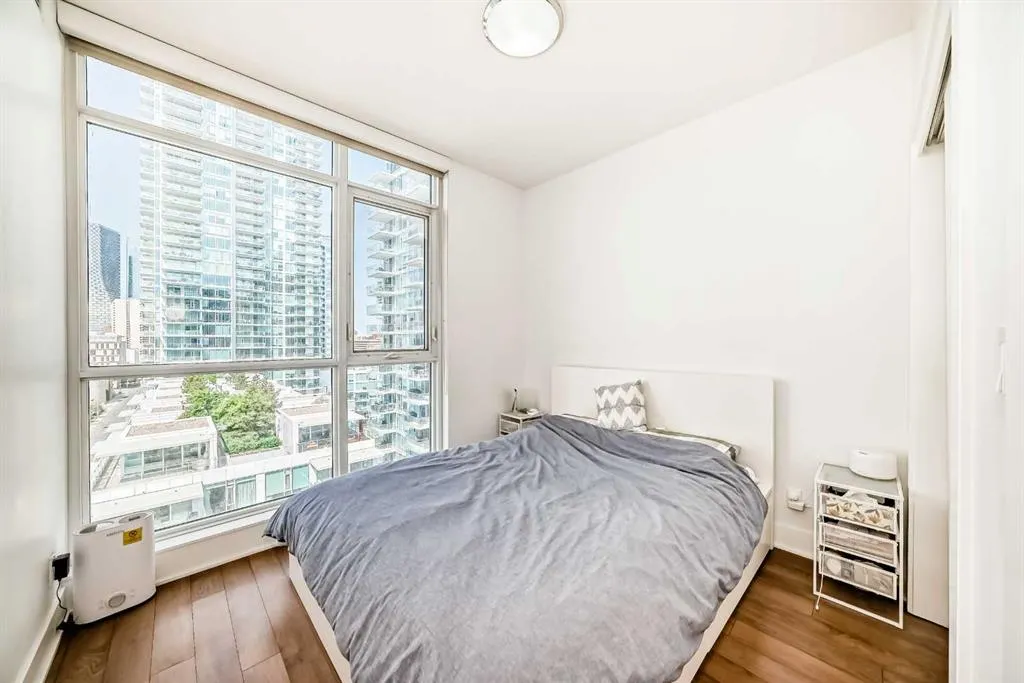 550 Riverfront Avenue SE, #1202