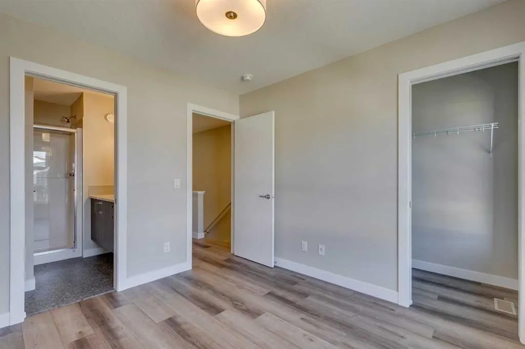 285 Chelsea Court, #104