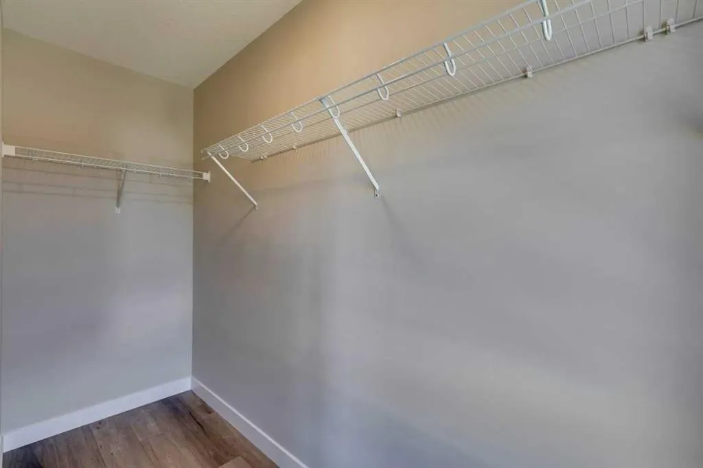 285 Chelsea Court, #104