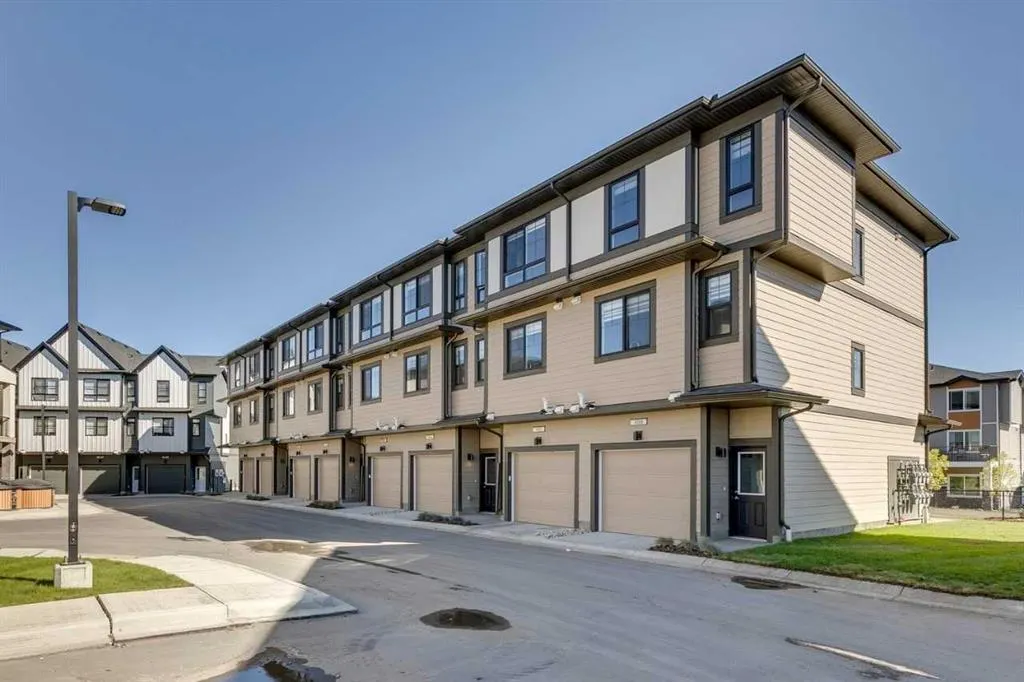 285 Chelsea Court, #104