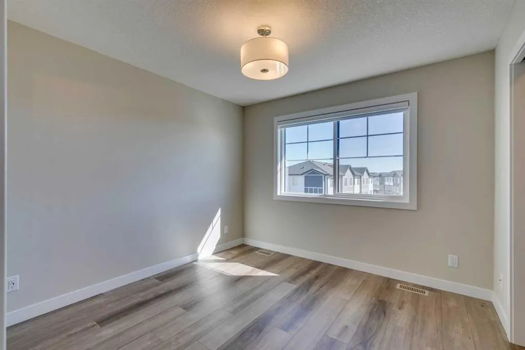 285 Chelsea Court, #104