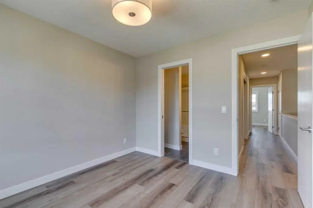 285 Chelsea Court, #104