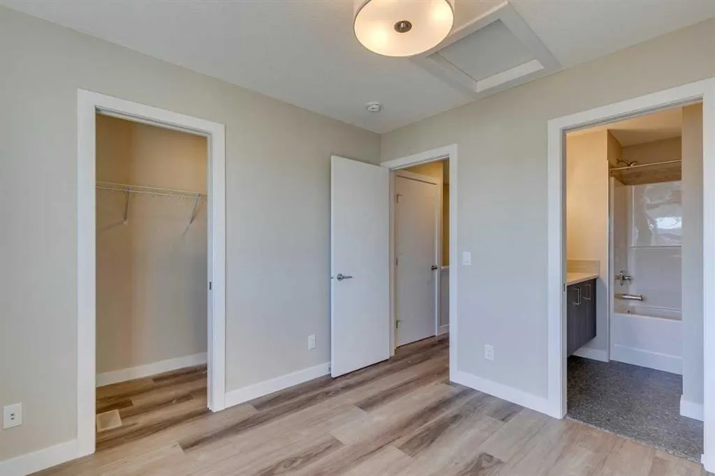 285 Chelsea Court, #104