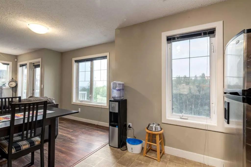 88 Chaparral Ridge Park SE