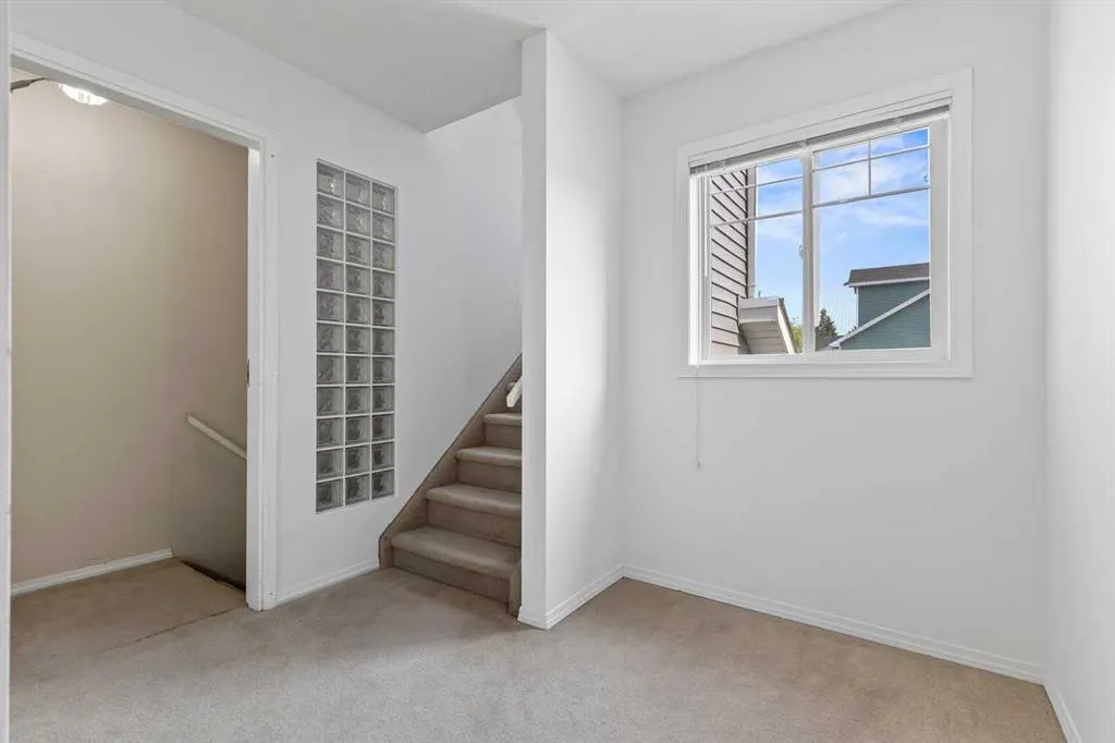 5220 50A Avenue, #305