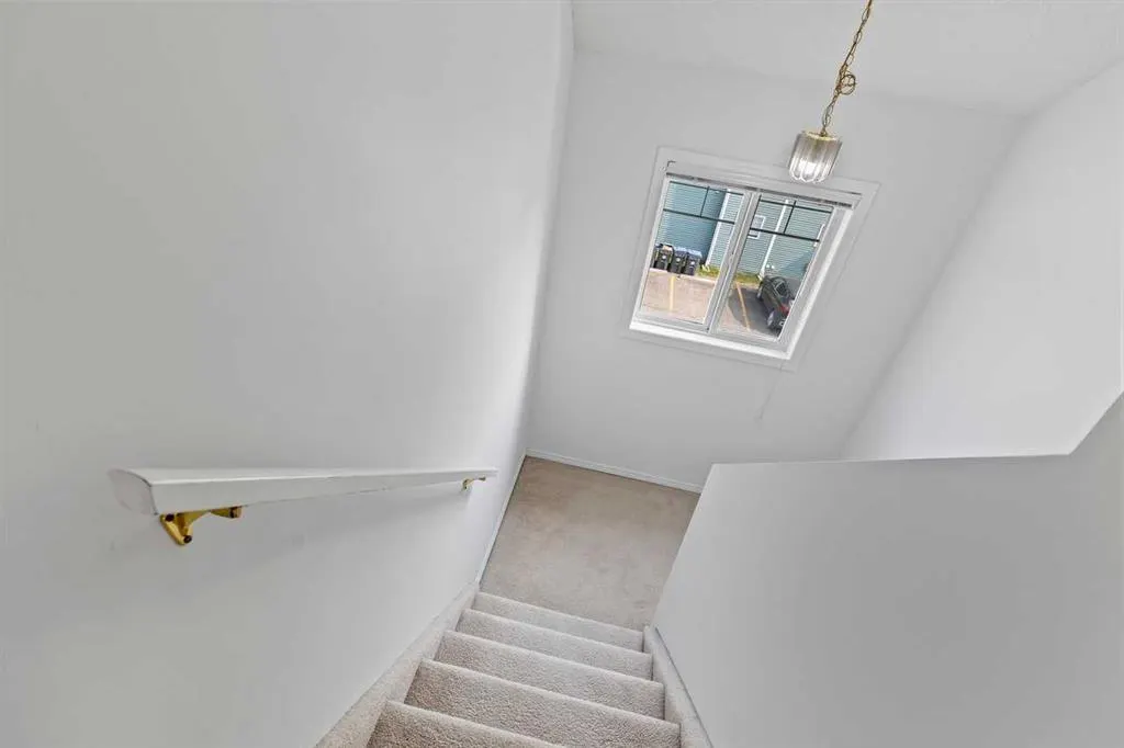 5220 50A Avenue, #305