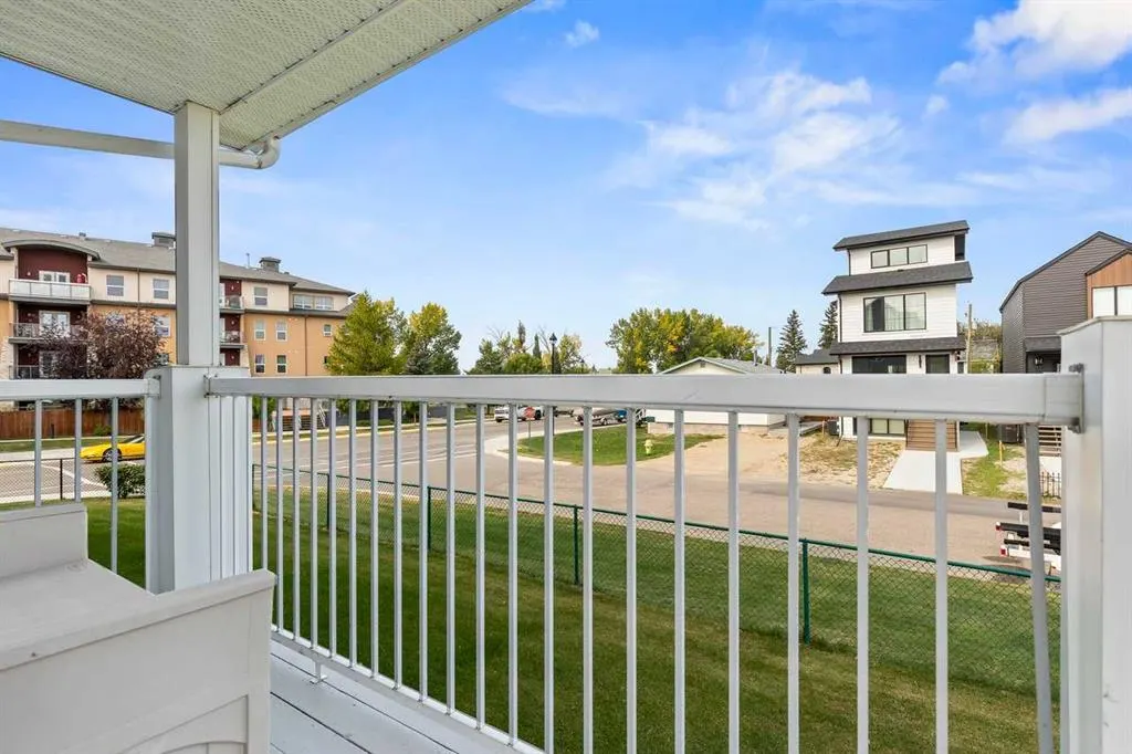 5220 50A Avenue, #305