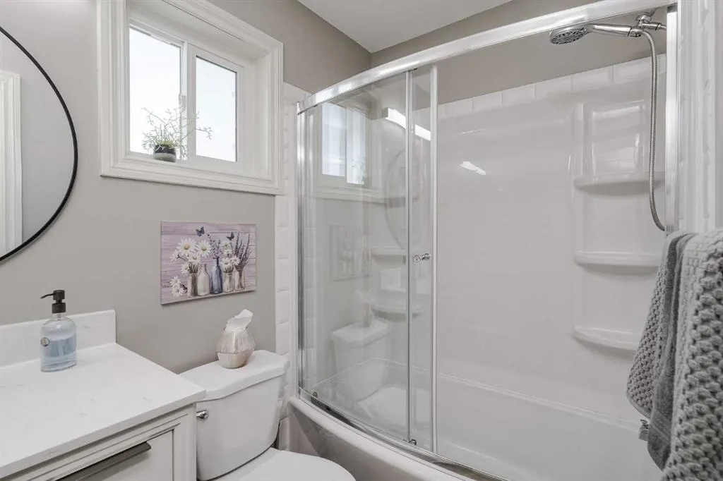 177 Douglas Glen Manor SE