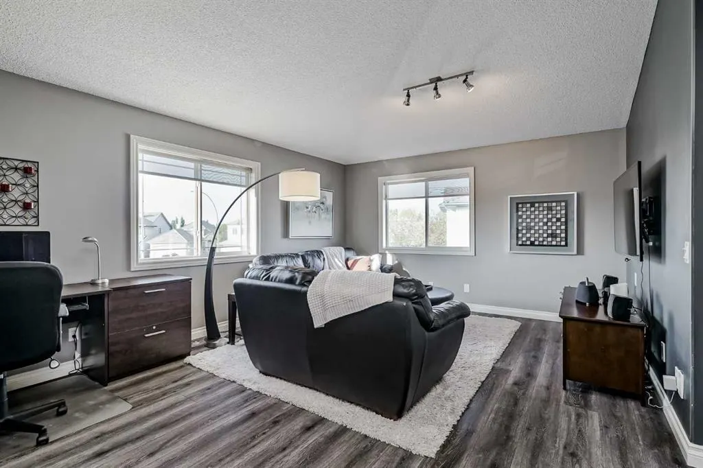 177 Douglas Glen Manor SE