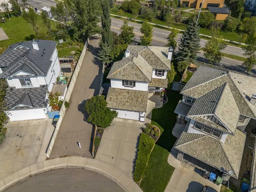 177 Douglas Glen Manor SE