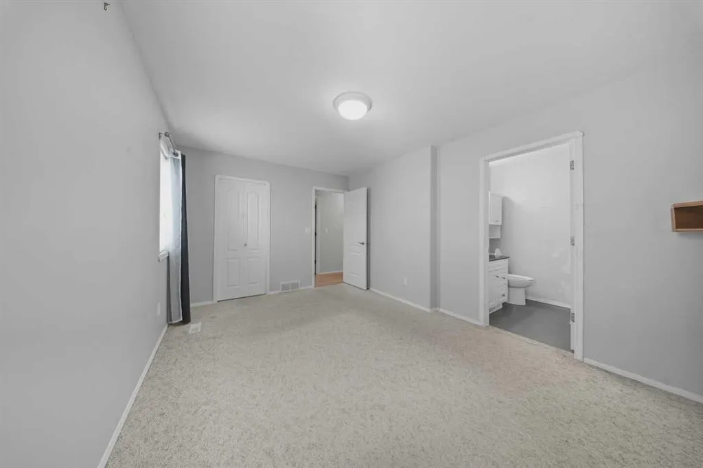 71 Doran Crescent