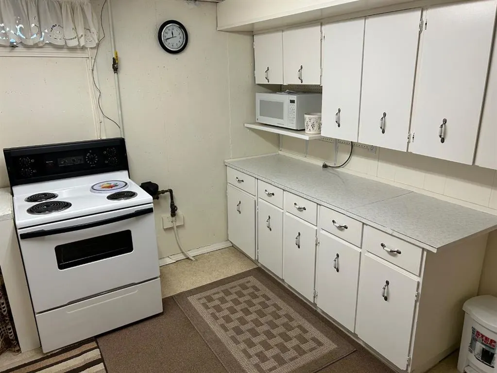 343 Laval Boulevard W