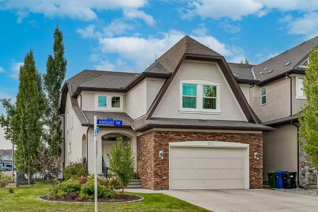 310 Mahogany Manor SE