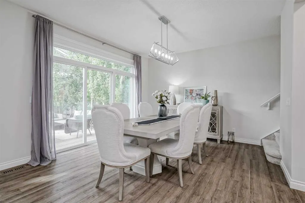 310 Mahogany Manor SE