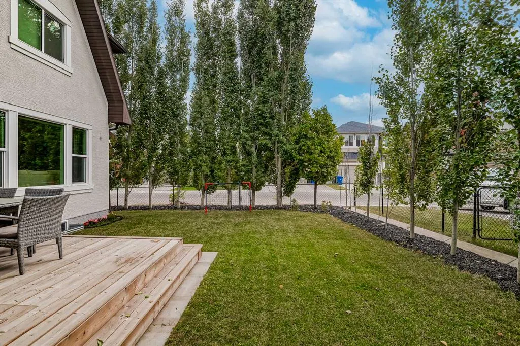 310 Mahogany Manor SE