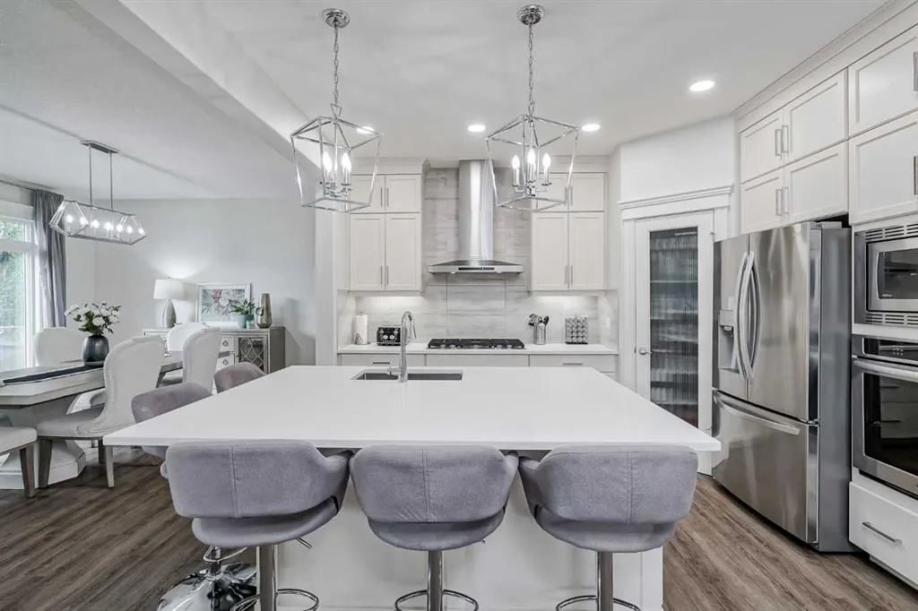 310 Mahogany Manor SE