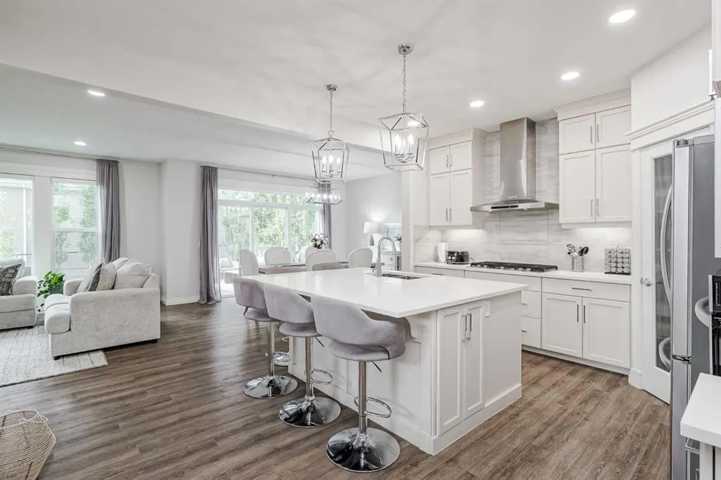 310 Mahogany Manor SE