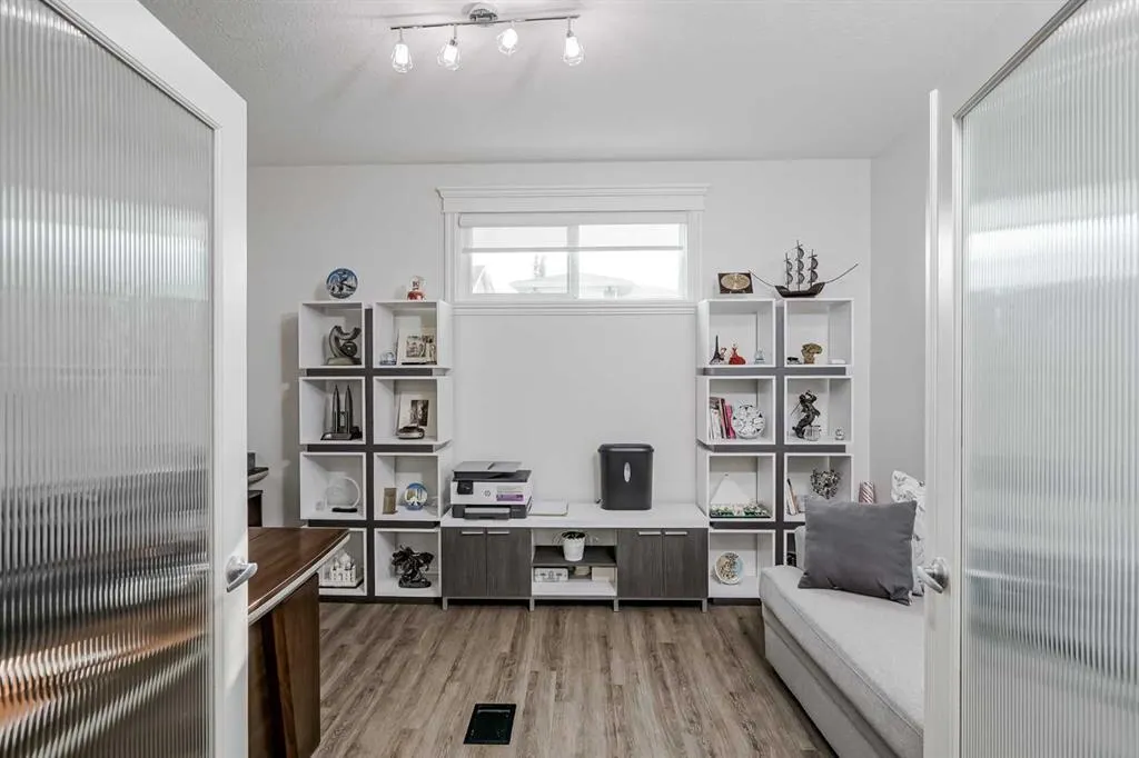 310 Mahogany Manor SE