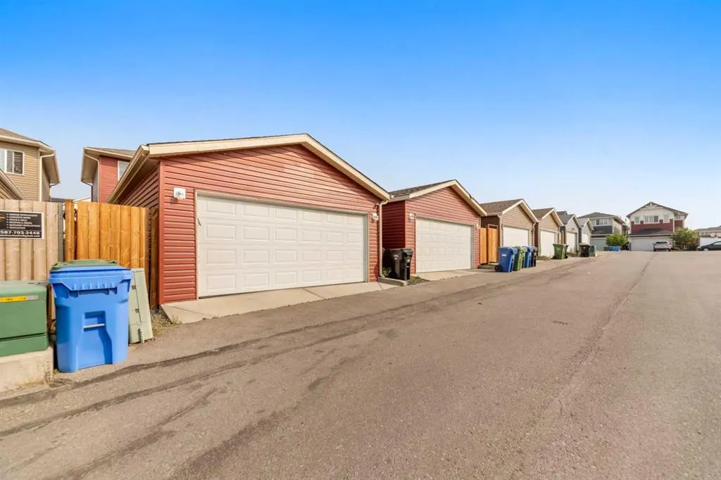 29 Saddlestone Gate NE