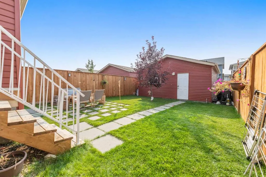 29 Saddlestone Gate NE