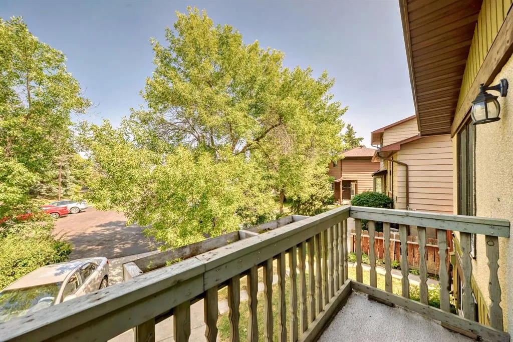 72 Berkley Close NW