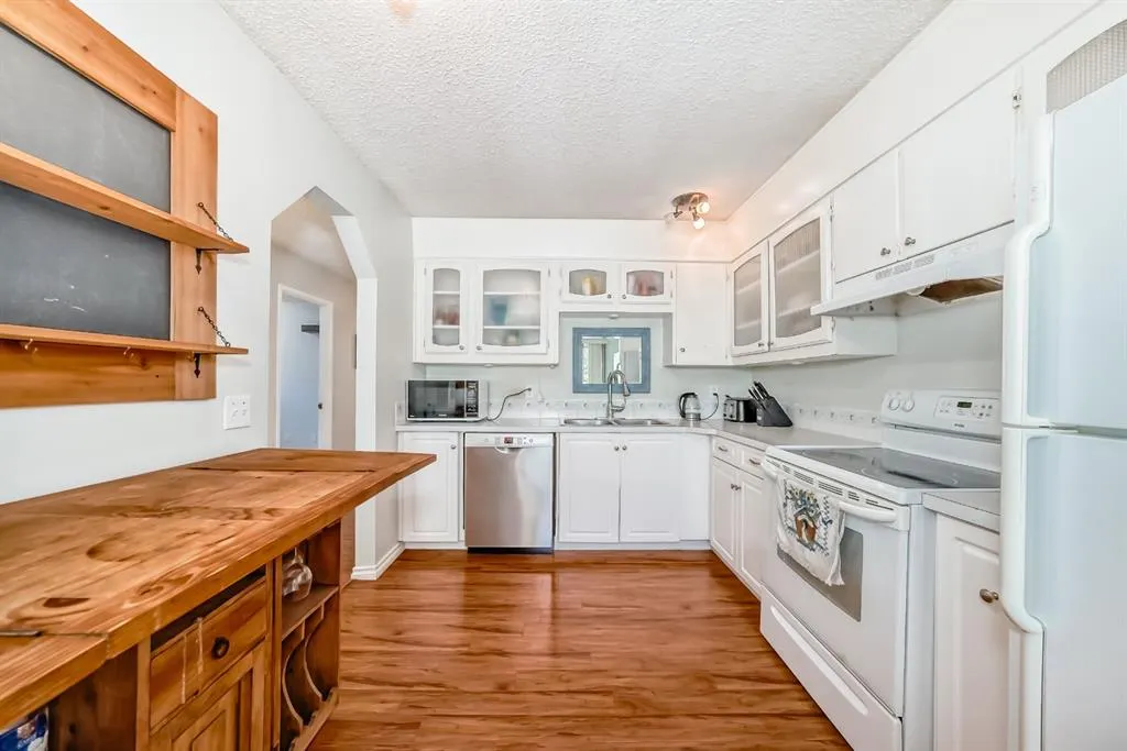72 Berkley Close NW