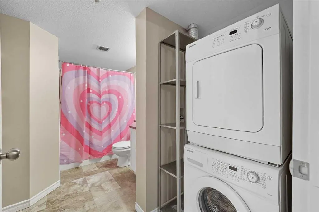 2000 Applevillage Court SE, #110